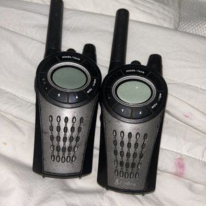 2 Cobra PR3850 2-Way Radios walkie talkies